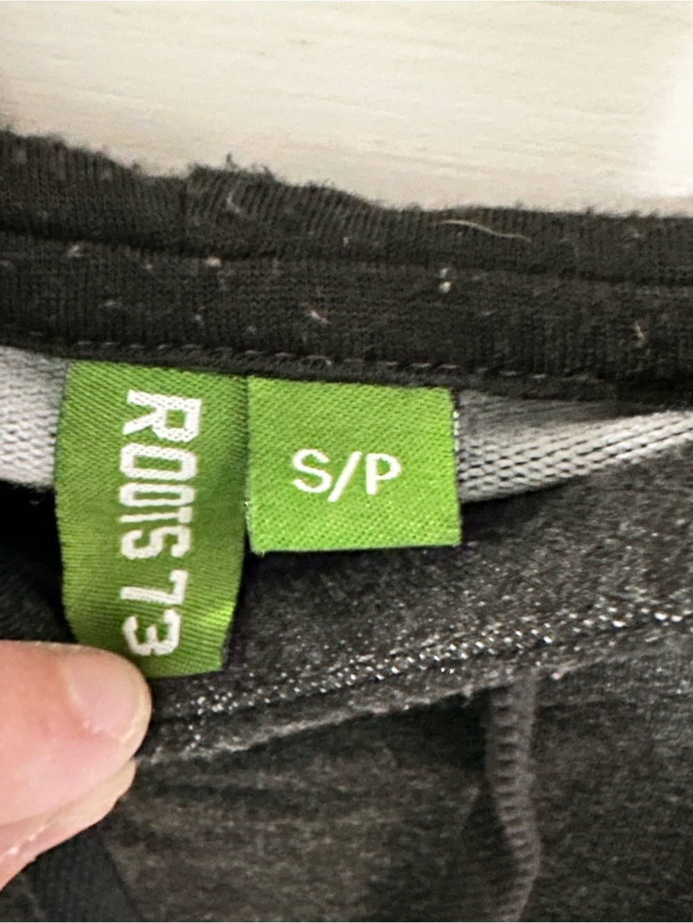 Men's Roots Hooded Sweater - Picture 4 of 4